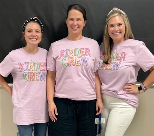 kinder team picture